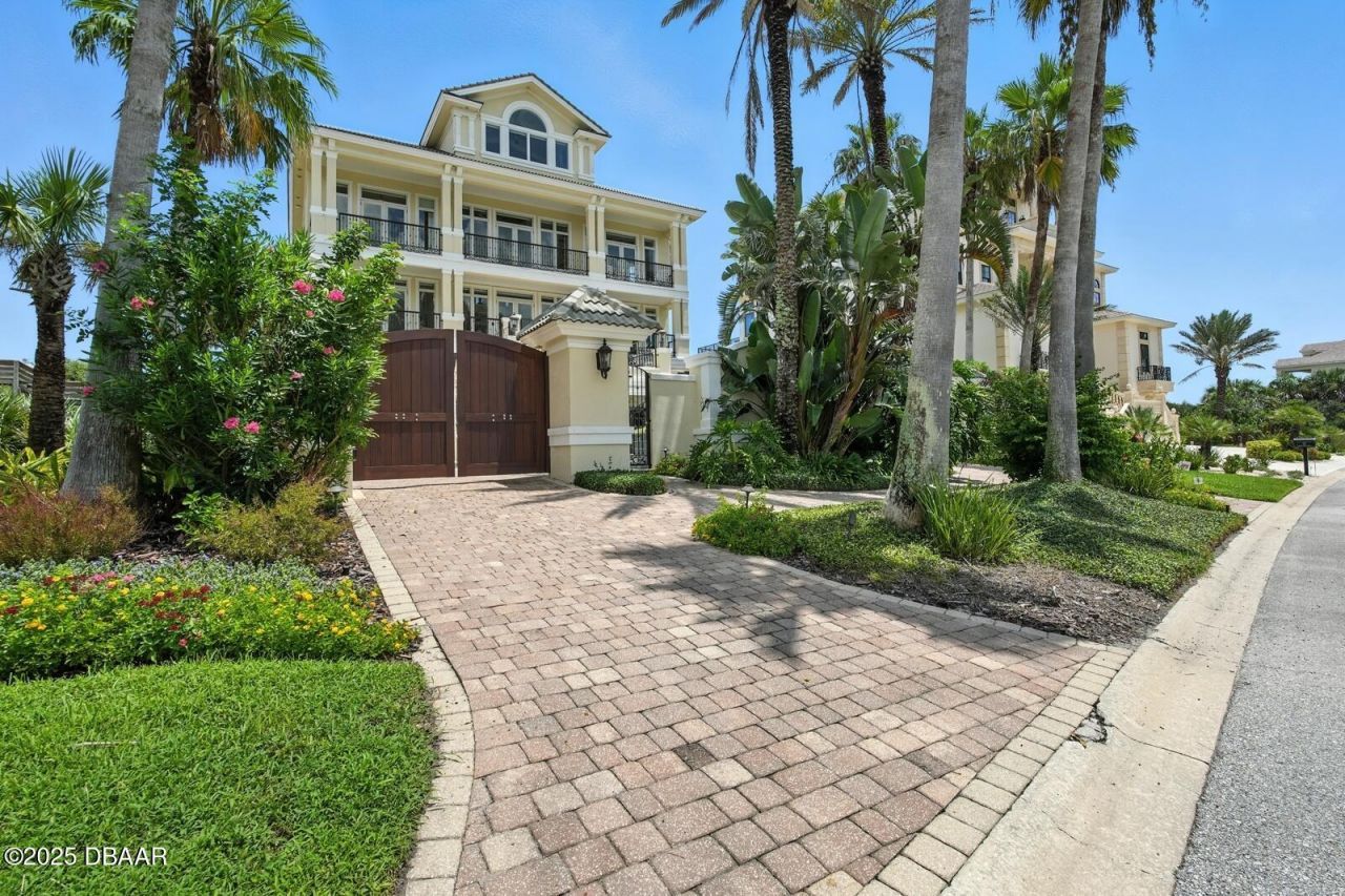 85 Calle Del Sur, Palm Coast, FL 32137 Photo