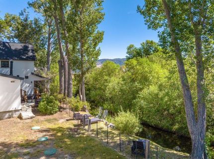 200 E Main Street, Sierraville, CA 96126 Photo