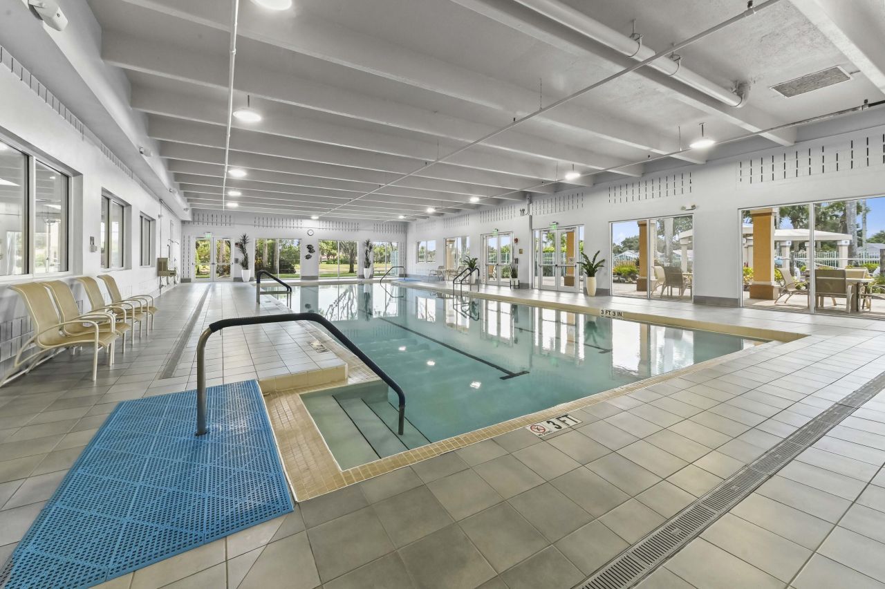 5952 Regal Glen Drive, Unit 207, Boynton Beach, FL 33437 Photo