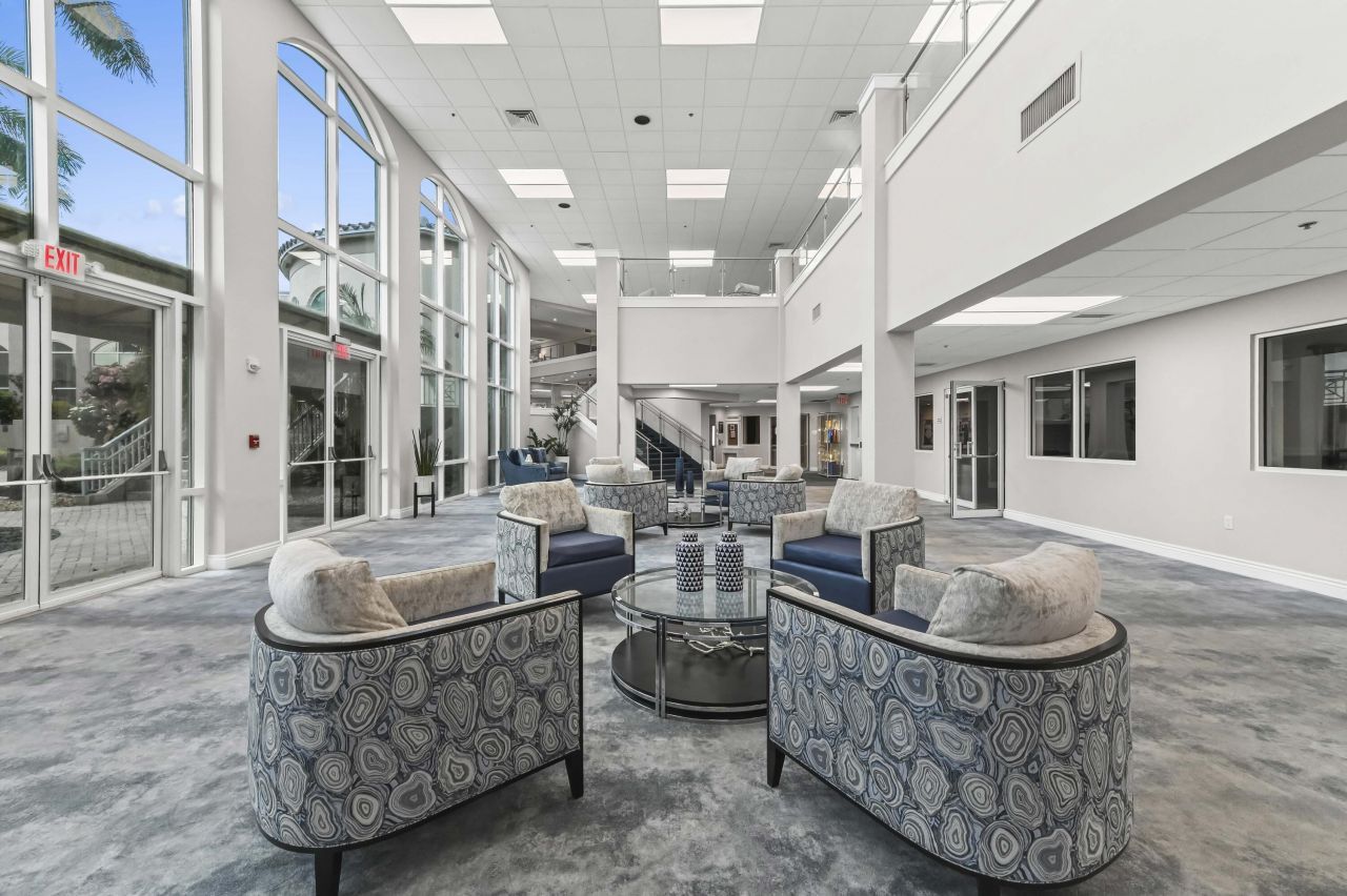 5952 Regal Glen Drive, Unit 207, Boynton Beach, FL 33437 Photo