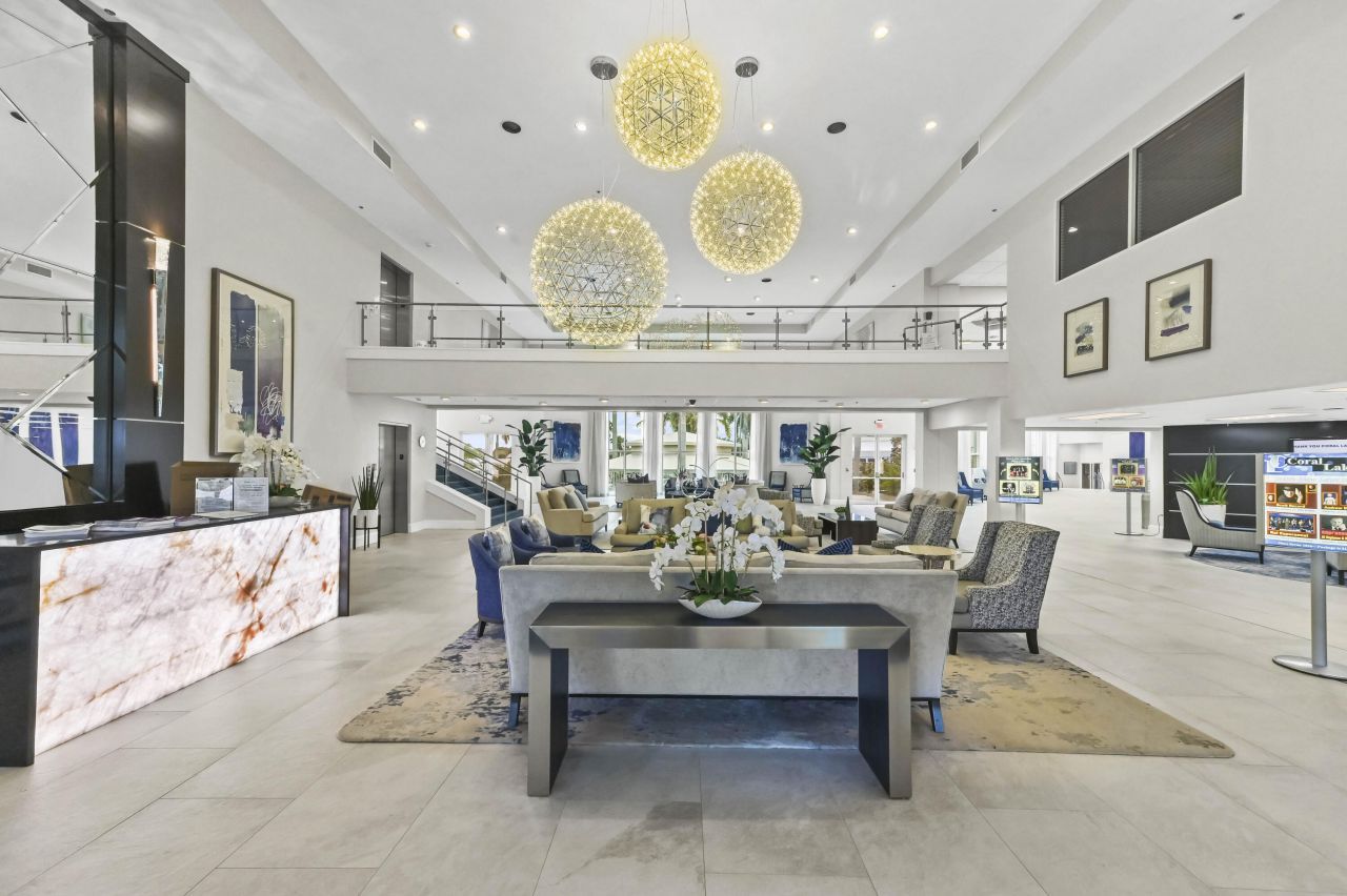 5952 Regal Glen Drive, Unit 207, Boynton Beach, FL 33437 Photo