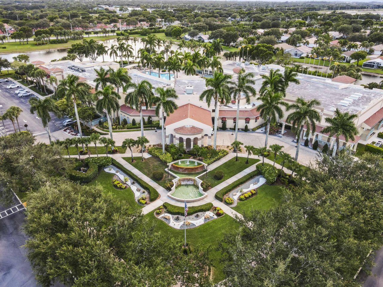 5952 Regal Glen Drive, Unit 207, Boynton Beach, FL 33437 Photo