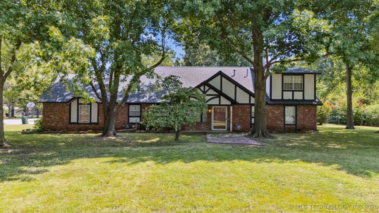 6611 S 234th East Avenue, Broken Arrow, OK 74014 Main Photo