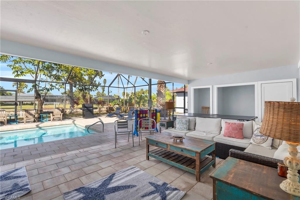 1443 Windsor Ct, Cape Coral, FL 33904 Photo