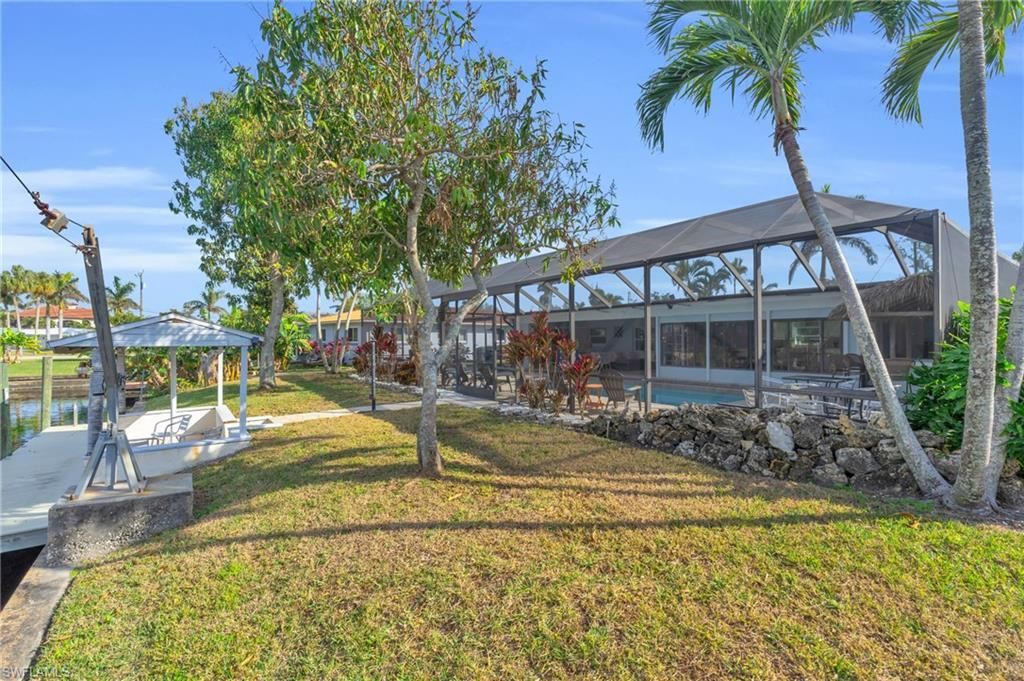 1443 Windsor Ct, Cape Coral, FL 33904 Photo