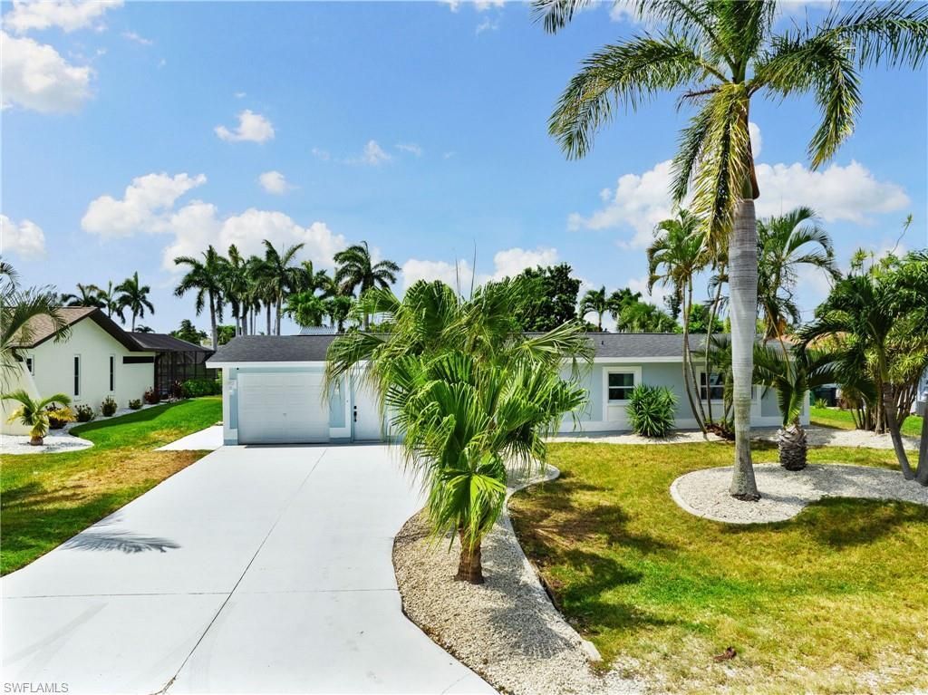 1443 Windsor Ct, Cape Coral, FL 33904 Photo