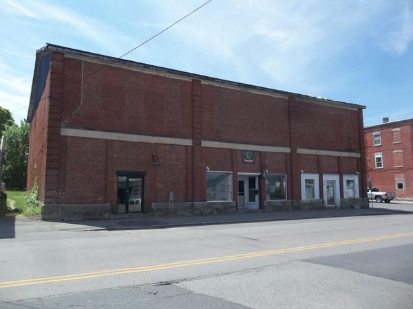 473 Main Street, Calais, ME 04619