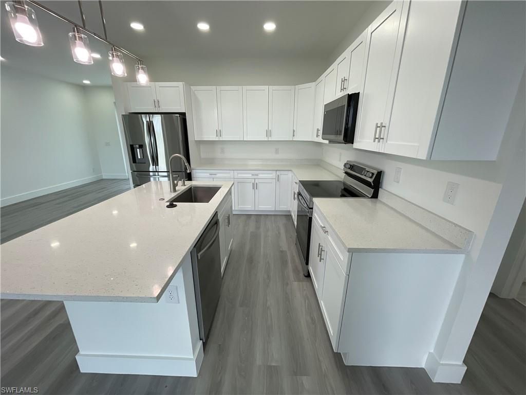 817 Newell St E, Lehigh Acres, FL 33974 Photo