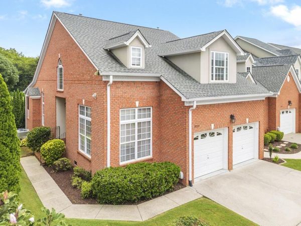 8233 Double Eagle Court, Ooltewah, TN 37363