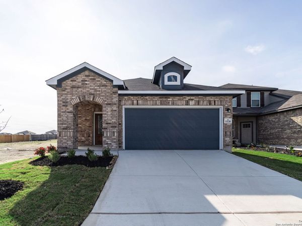 11130 Hollinger Circle, Converse, TX 78109