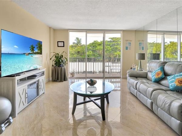 2121 N Ocean Boulevard, Unit 306W, Boca Raton, FL 33431