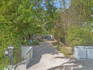 356 Buttonwood Shores Drive, Key Largo, FL 33037 Photo