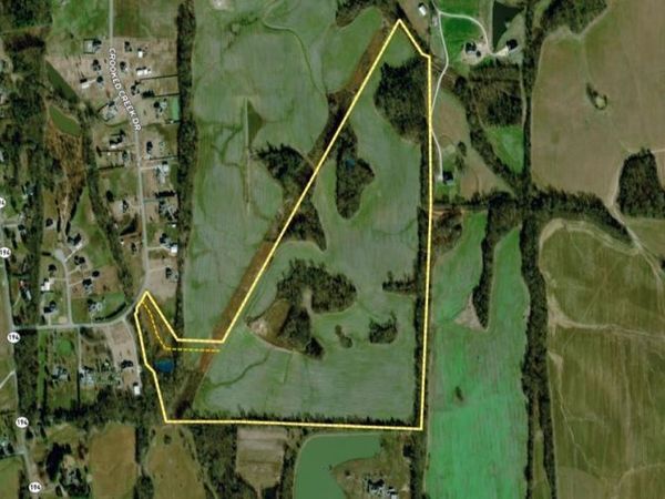 230 CROOKED CREEK DR, Oakland, TN 38060