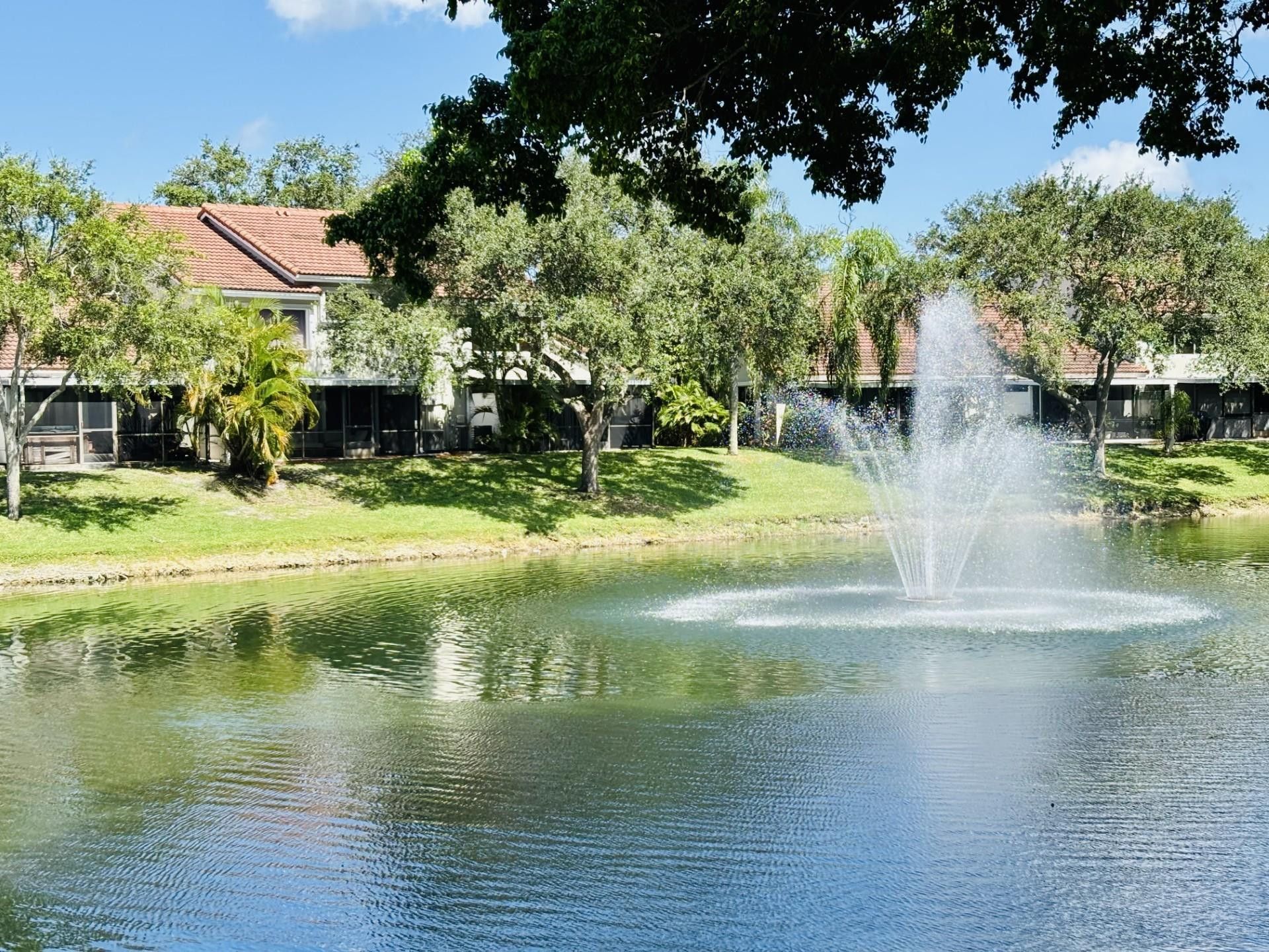 7426 Pinewalk Drive, Unit 7426, Margate, FL 33063 Photo