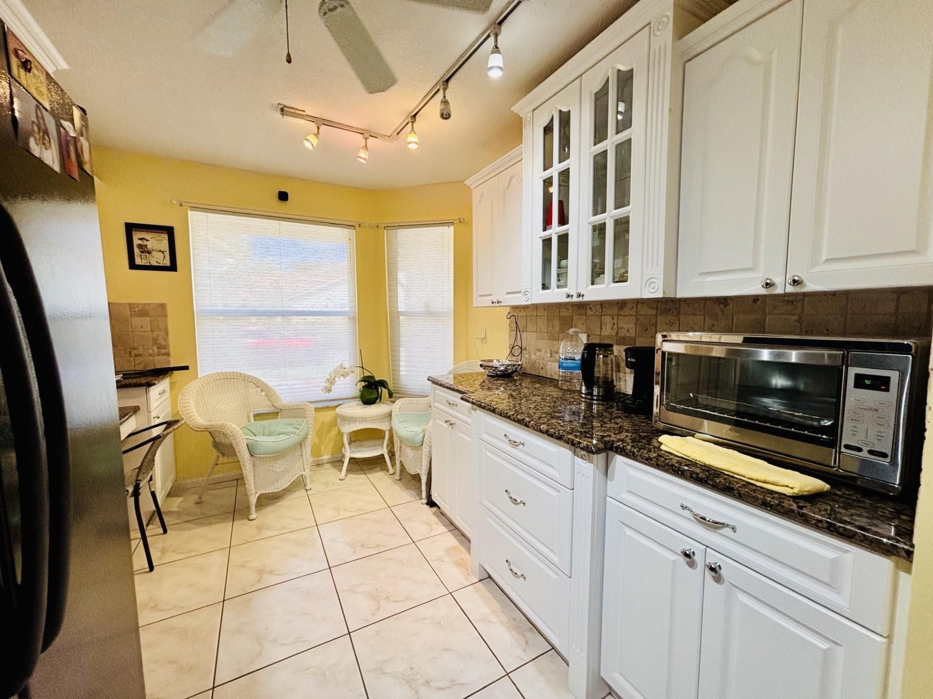 7426 Pinewalk Drive, Unit 7426, Margate, FL 33063 Photo
