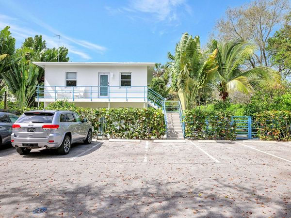 625 NE 13th Avenue, Fort Lauderdale, FL 33304