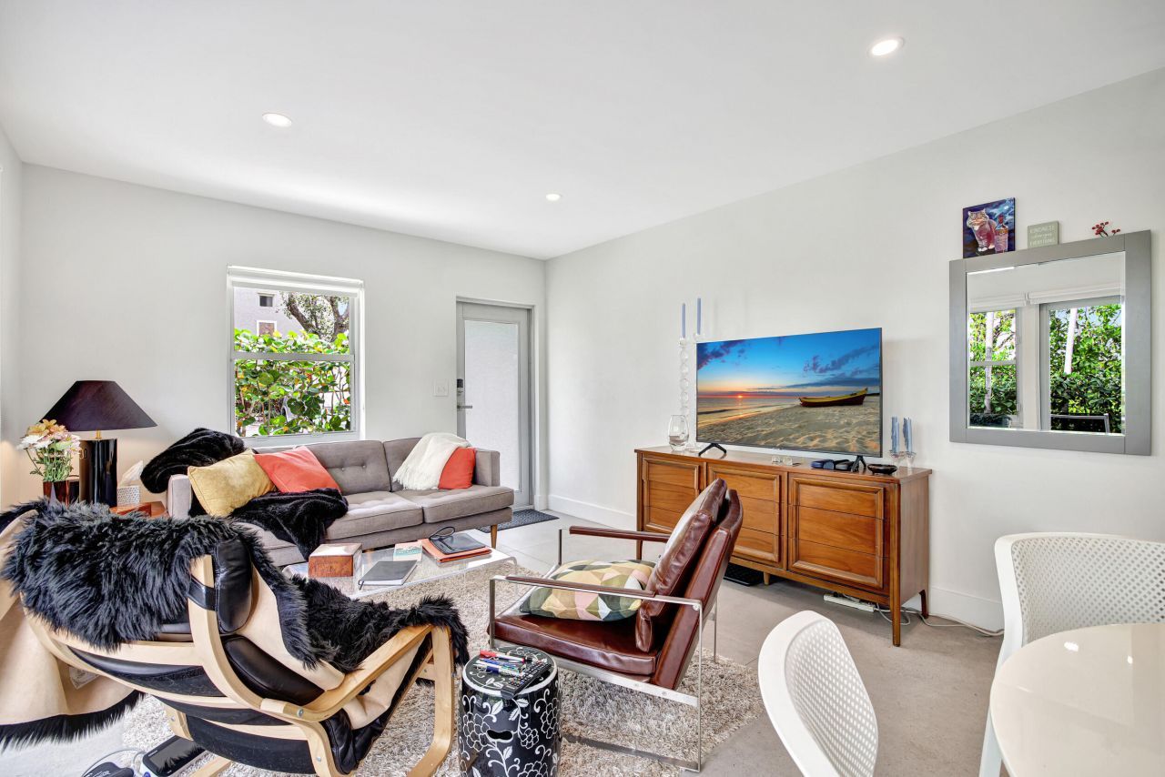 625 NE 13th Avenue, Fort Lauderdale, FL 33304 Photo