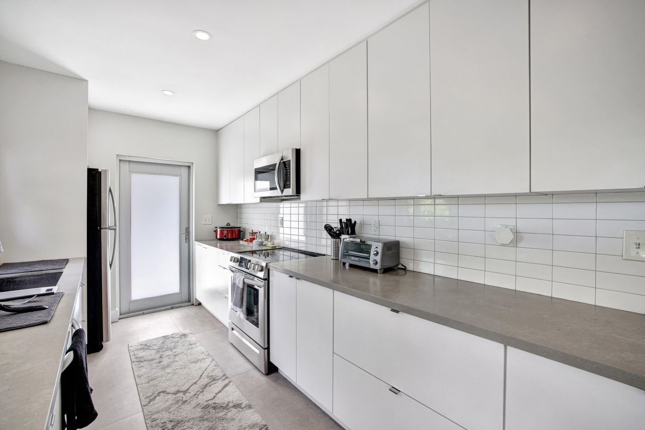 625 NE 13th Avenue, Fort Lauderdale, FL 33304 Photo