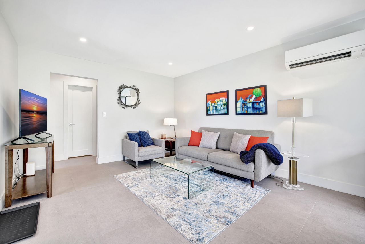 625 NE 13th Avenue, Fort Lauderdale, FL 33304 Photo