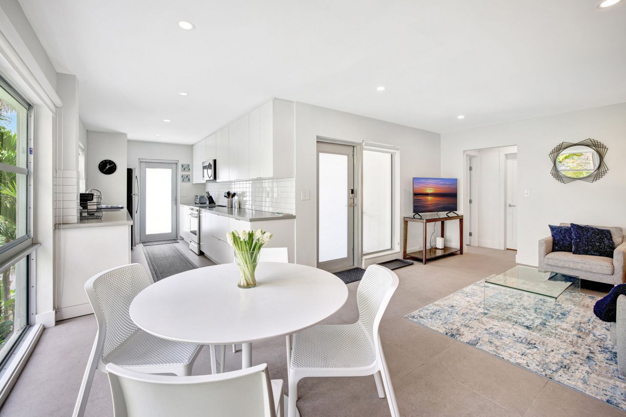 625 NE 13th Avenue, Fort Lauderdale, FL 33304 Photo