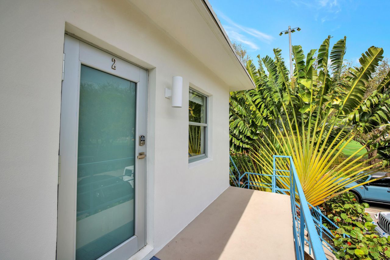 625 NE 13th Avenue, Fort Lauderdale, FL 33304 Photo