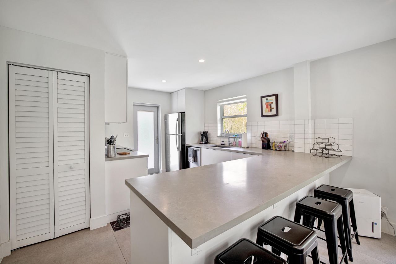 625 NE 13th Avenue, Fort Lauderdale, FL 33304 Photo