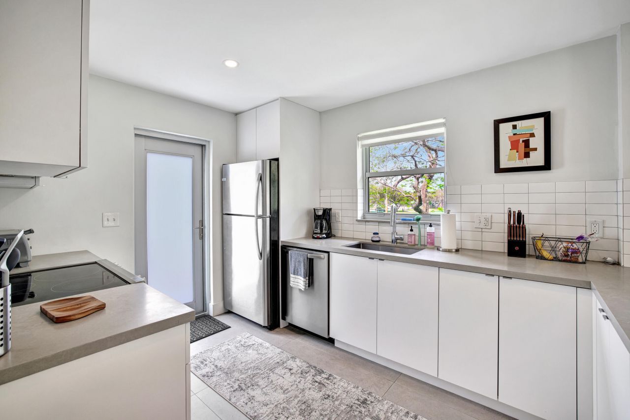 625 NE 13th Avenue, Fort Lauderdale, FL 33304 Photo