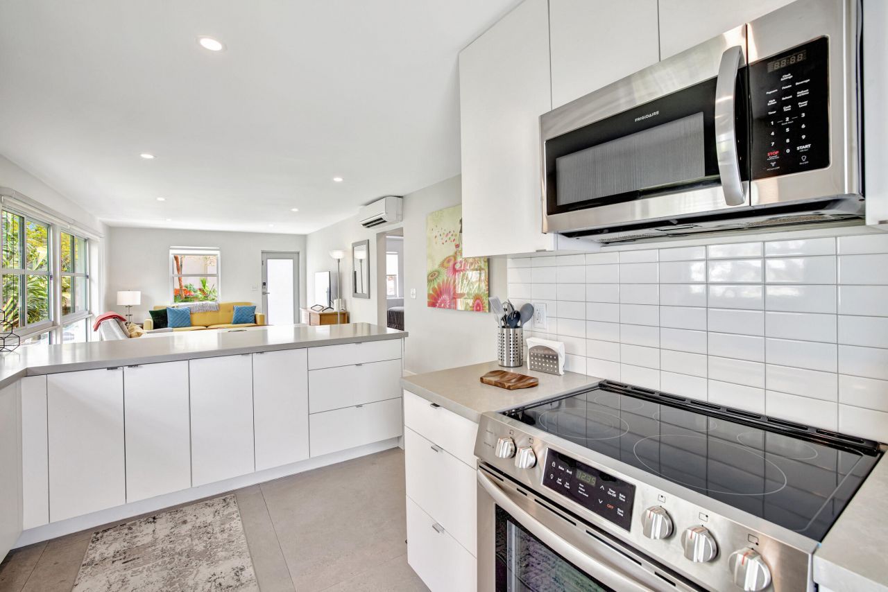 625 NE 13th Avenue, Fort Lauderdale, FL 33304 Photo