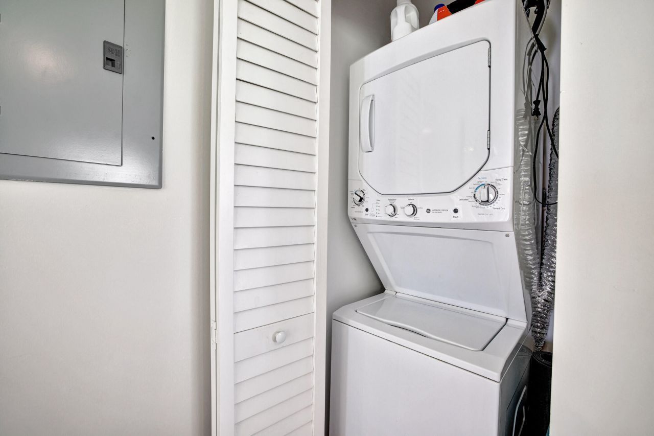 625 NE 13th Avenue, Fort Lauderdale, FL 33304 Photo