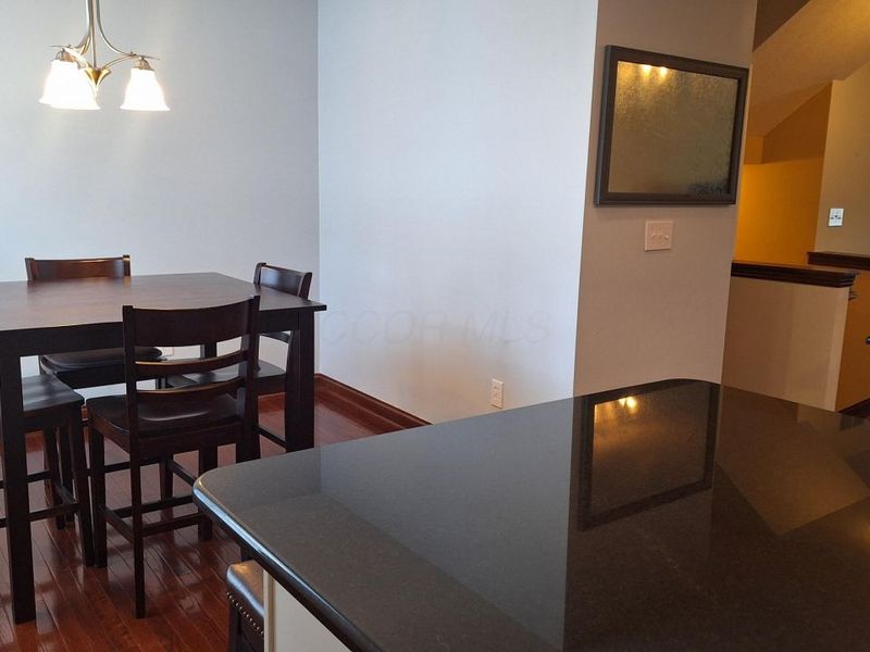 5930 Winberry Creek Drive, Unit 1107, Dublin, OH 43016 Photo 3