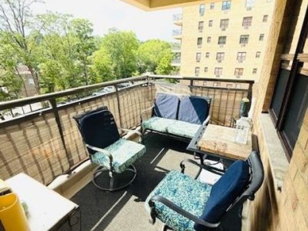 505 Central Avenue, Unit 329, White Plains, NY 10606