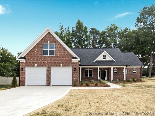 154 Ridge Stone Drive, Autryville, NC 28318