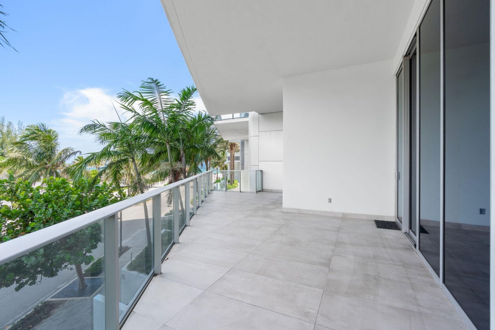 701 N Fort Lauderdale Beach Boulevard, Unit 214, Fort Lauderdale, FL 33304 Photo