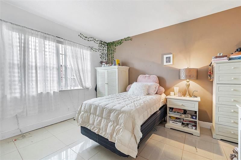 2050 NE 39th Street, Unit N202, Lighthouse Point, FL 33064 Photo