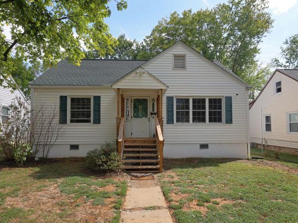 222 KING AVE, WAYNESBORO, VA 22980