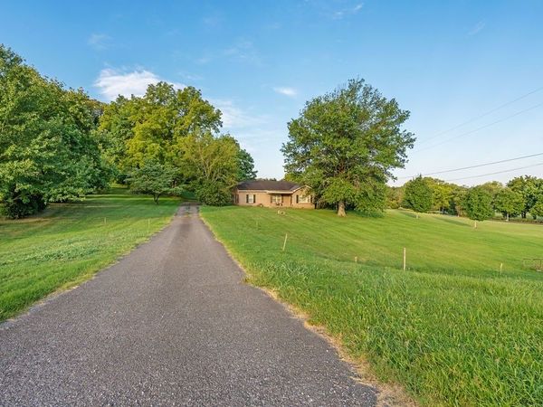 4115 Murfreesboro Rd, Franklin, TN 37067