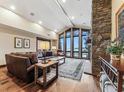 6750 N North Lake Boulevard, Tahoe Vista, CA 96148 Photo