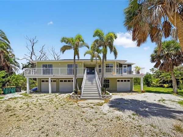 640 Oliva ST, SANIBEL, FL 33957