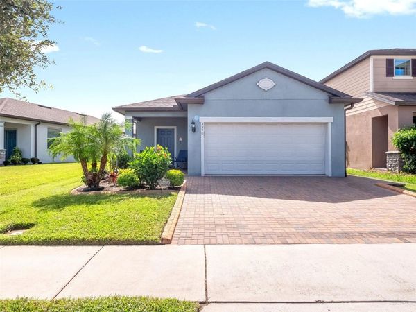 3570 SOUTHERN CROSS LOOP, KISSIMMEE, FL 34744