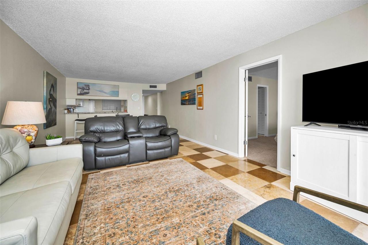 403 Gulf Way, Unit 403, Saint Pete Beach, FL 33706 Photo