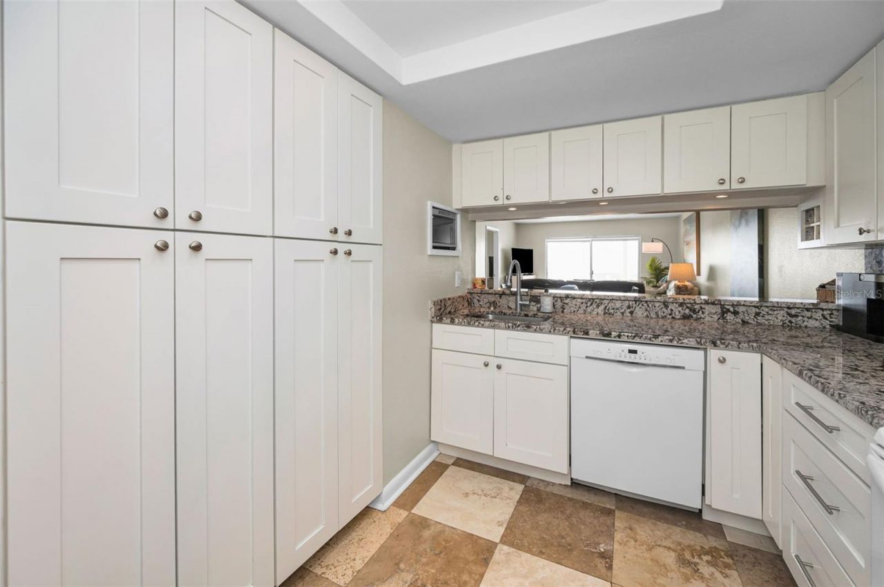 403 Gulf Way, Unit 403, Saint Pete Beach, FL 33706 Photo