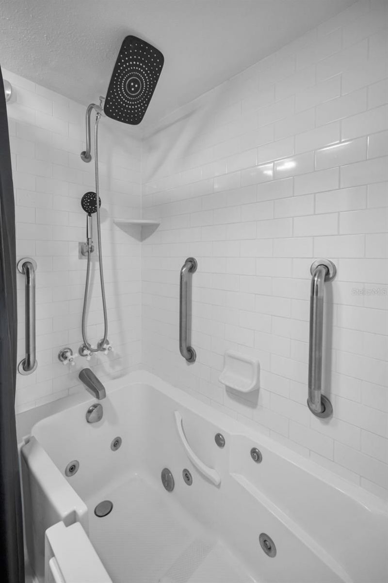 403 Gulf Way, Unit 403, Saint Pete Beach, FL 33706 Photo