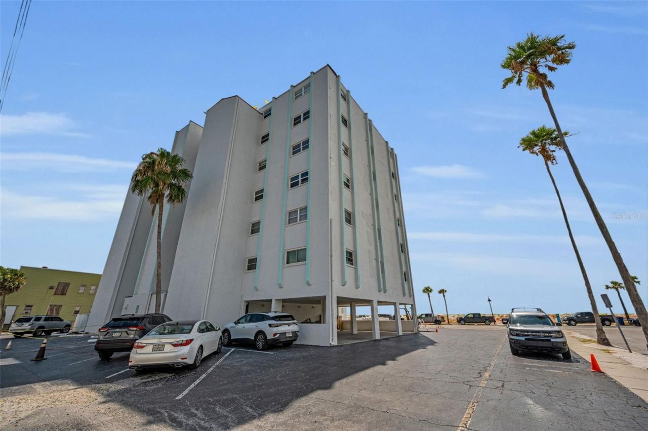 403 Gulf Way, Unit 403, Saint Pete Beach, FL 33706 Photo