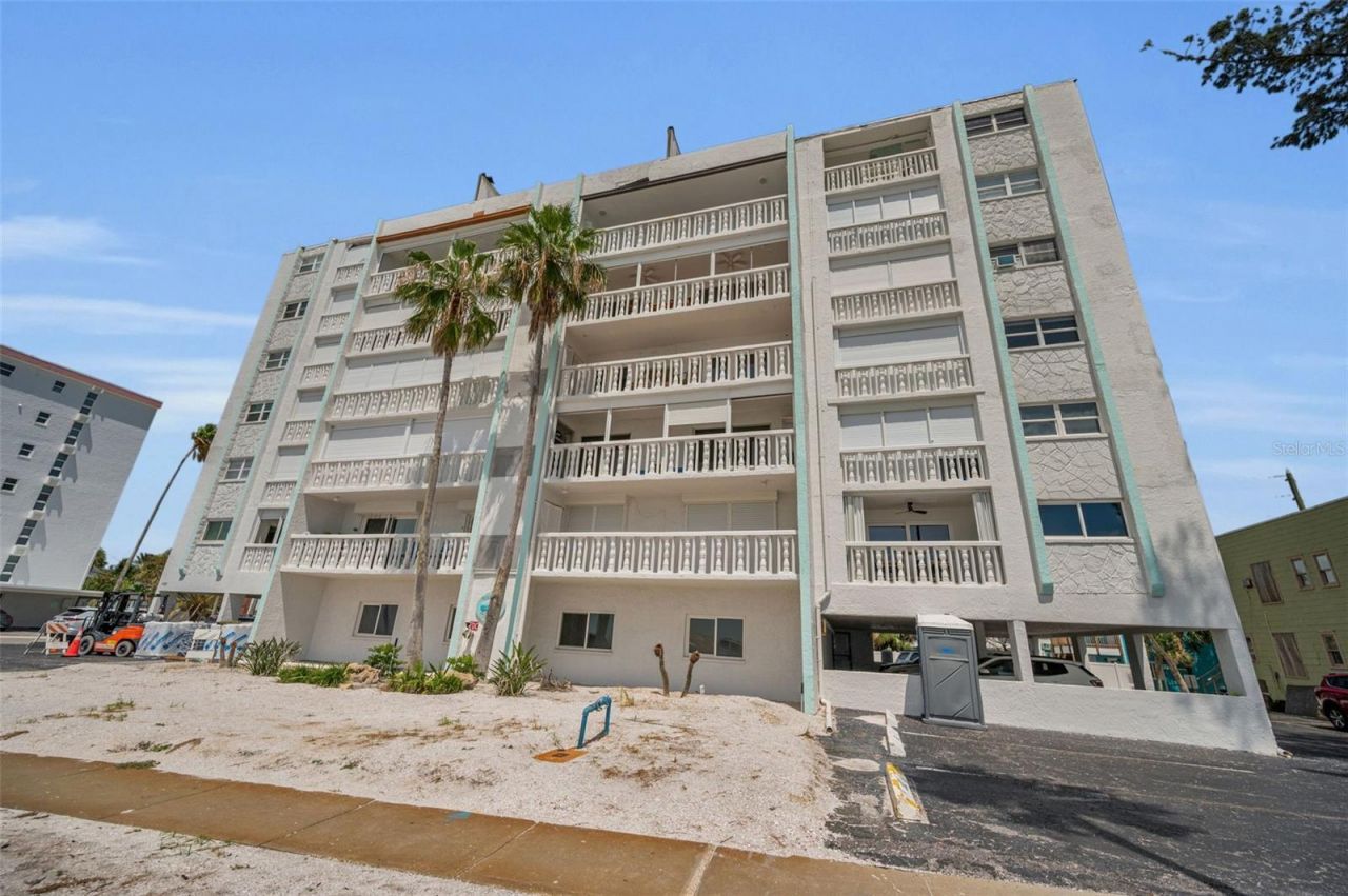 403 Gulf Way, Unit 403, Saint Pete Beach, FL 33706 Photo
