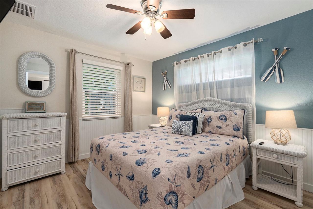 8425 W Gulf Boulevard, Treasure Island, FL 33706 Photo
