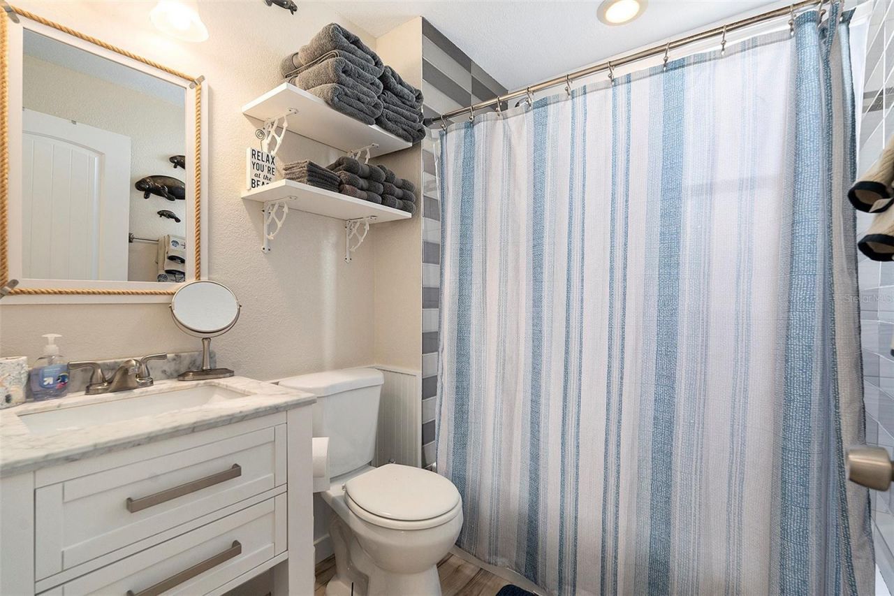 8425 W Gulf Boulevard, Treasure Island, FL 33706 Photo