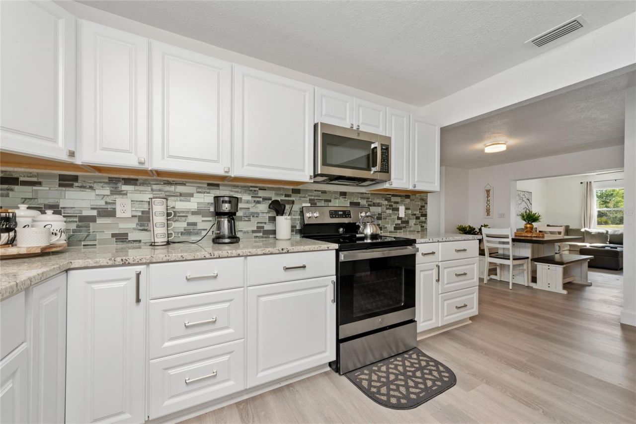 52 N York Road, Avon Park, FL 33825 Photo