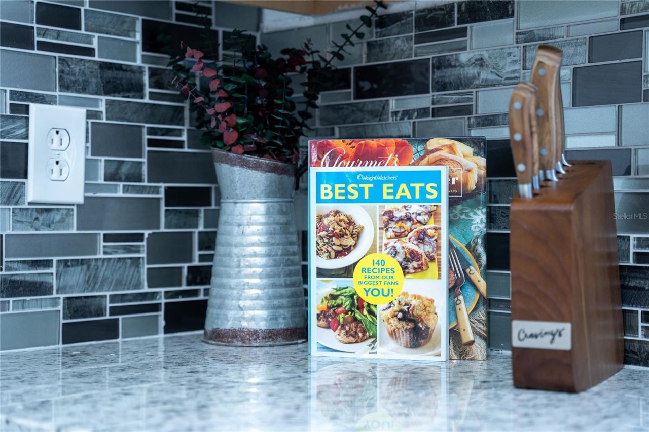 52 N York Road, Avon Park, FL 33825 Photo