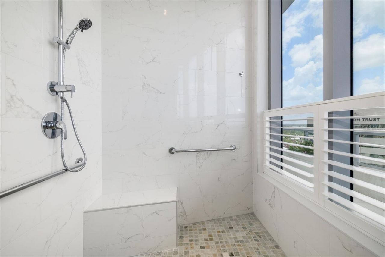 111 S Pineapple Avenue, Unit 1204, Sarasota, FL 34236 Photo