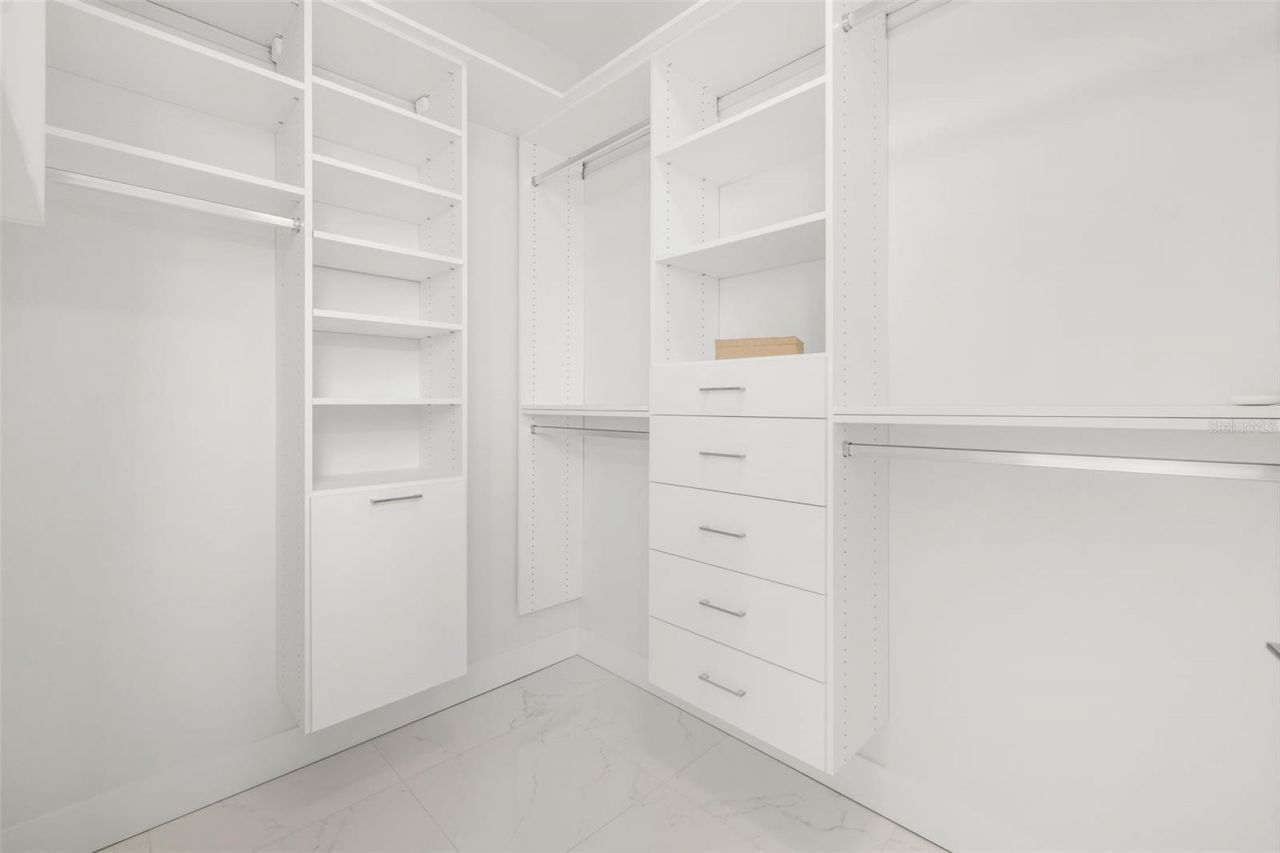 111 S Pineapple Avenue, Unit 1204, Sarasota, FL 34236 Photo